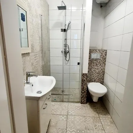 Apartment Kwatera Slowackiego - Tanie Spanie Centrum Bezplatny Parking